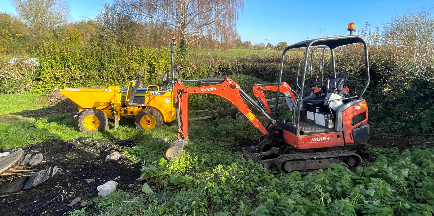 Hire diggers and plant machinery in Somerset